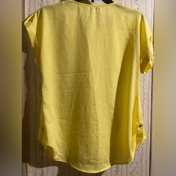 NWOT Ladies Yellow Calvin Klein Blouse - Picture 5 of 16